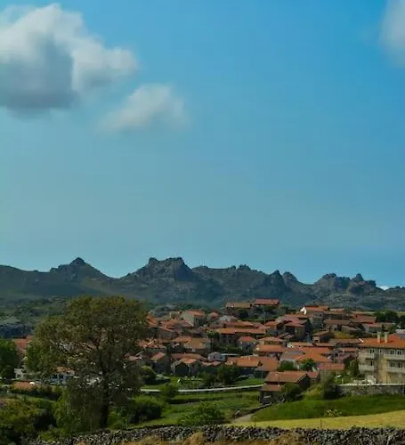 Casa Fonte Fria Pitoes das Junias